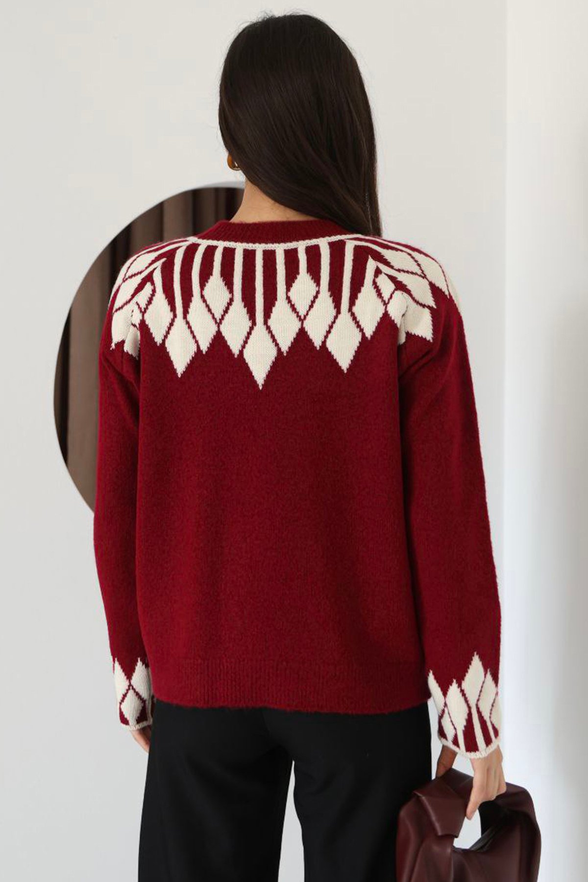 Kadın Bordo Yaka Ve Manşetleri Desenli Triko Kazak Alc-X14747