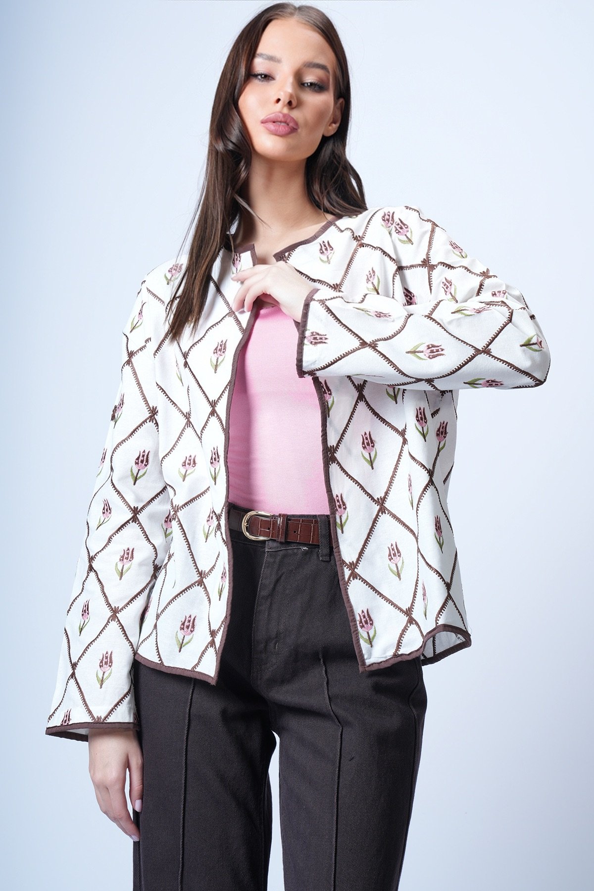 Kadın Ekru Kahve Çiçek Desenli Biyeli Dokuma Ceket Alc-X14934