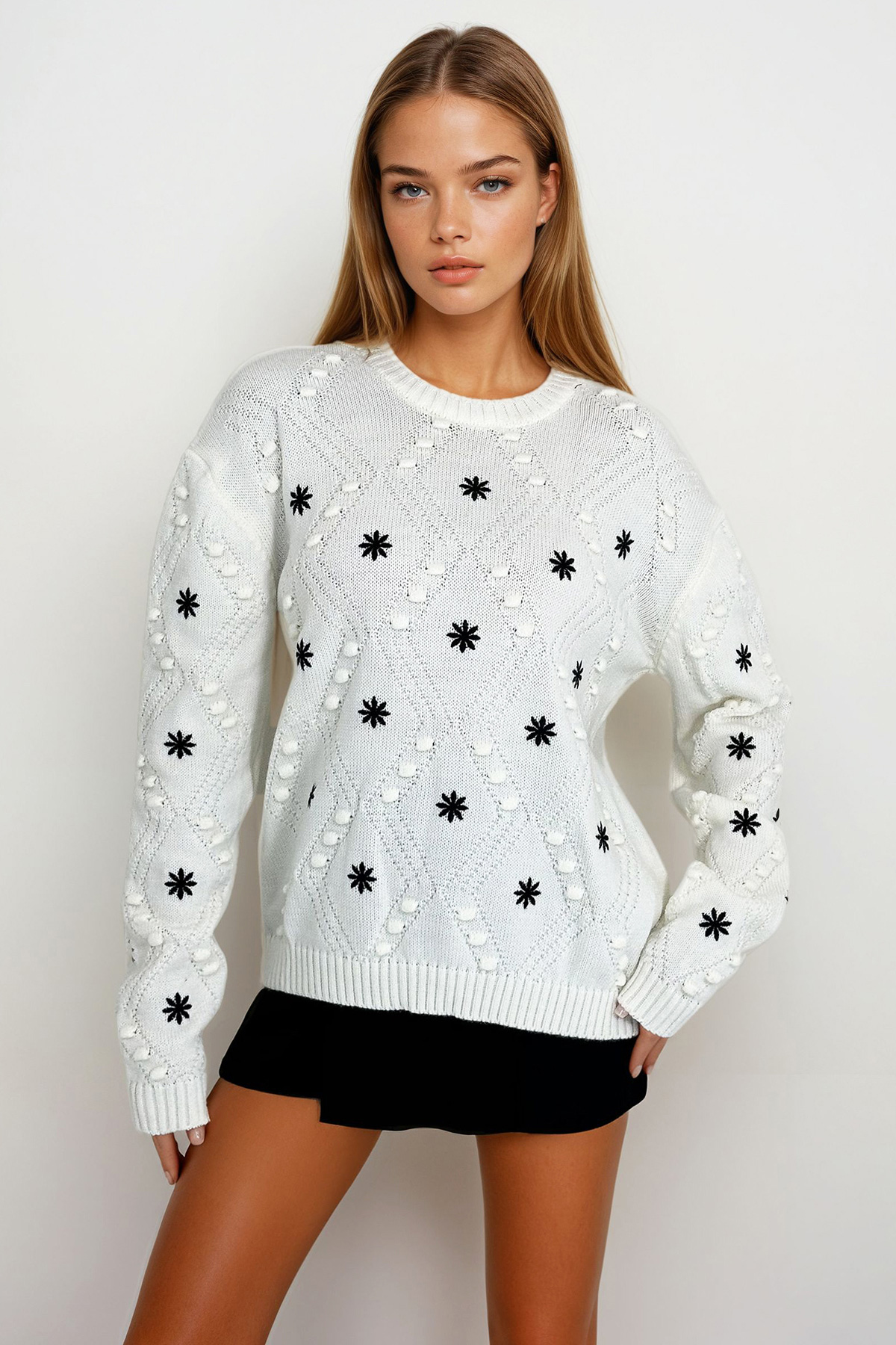 Kadın EKRU Nakışlı Triko Kazak PRM1176