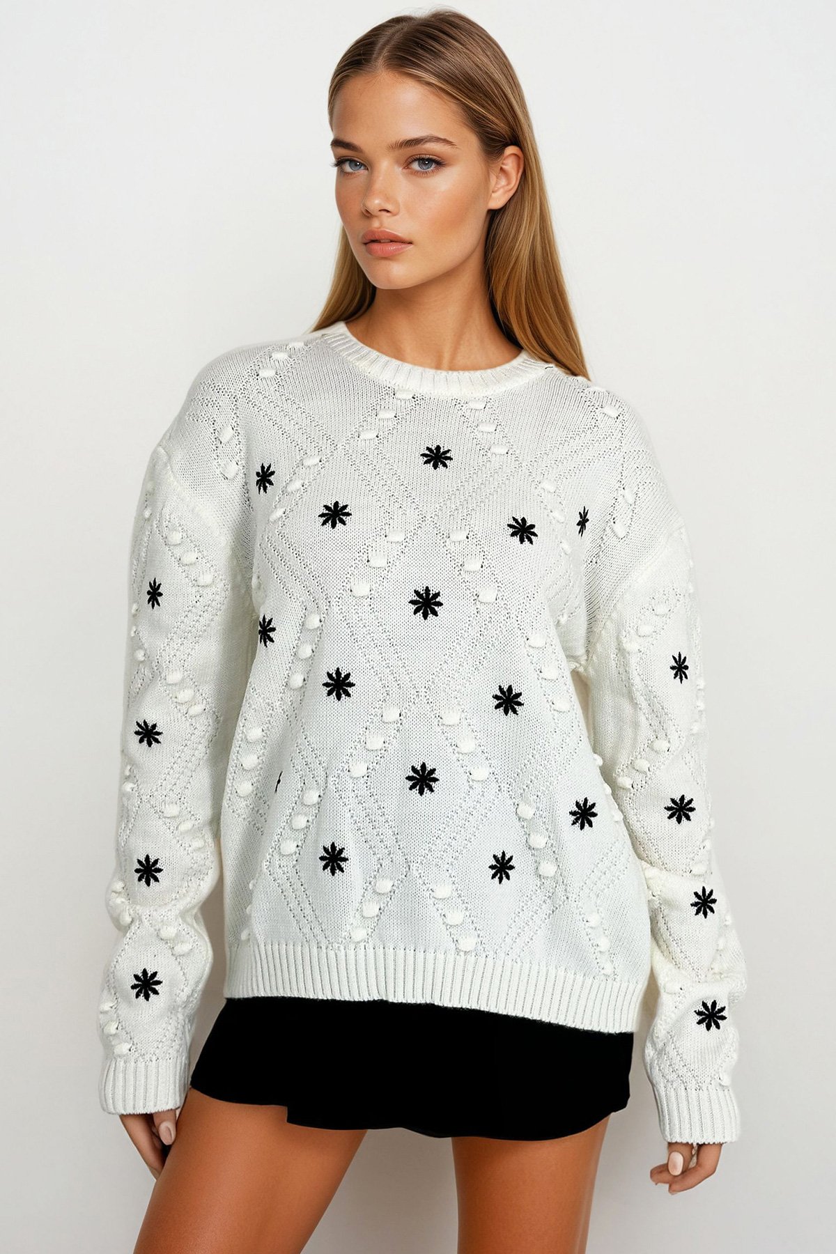 Kadın EKRU Nakışlı Triko Kazak PRM1176