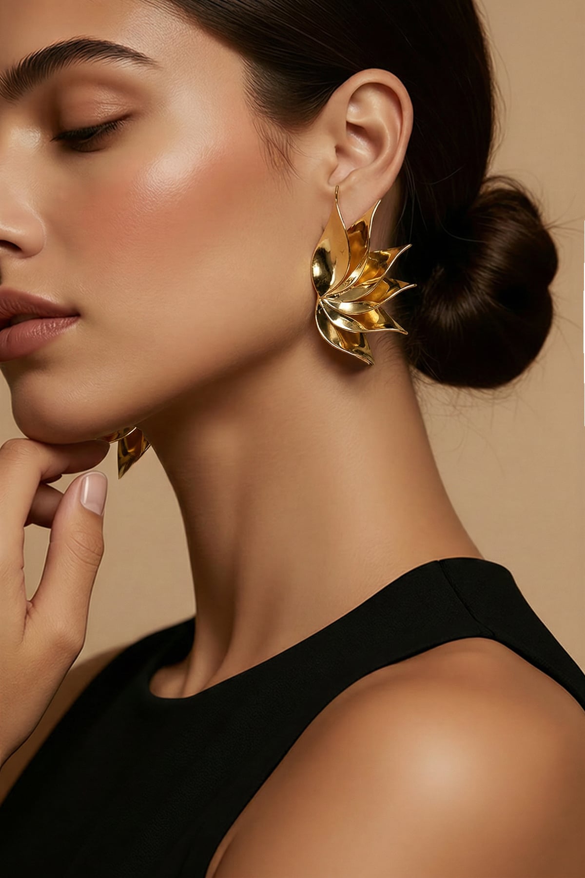 Kadın Gold Spiral Yaprak Çelik Tasarım Küpe Alc-X15364