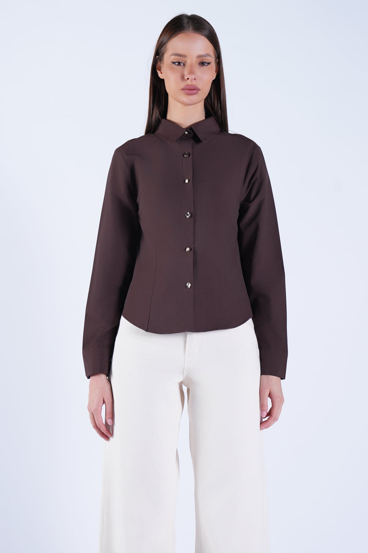 Kadın Kahverengi Gold İnci Düğme Detaylı Pensli Slim Fit Poplin Gömlek Alc-X15114