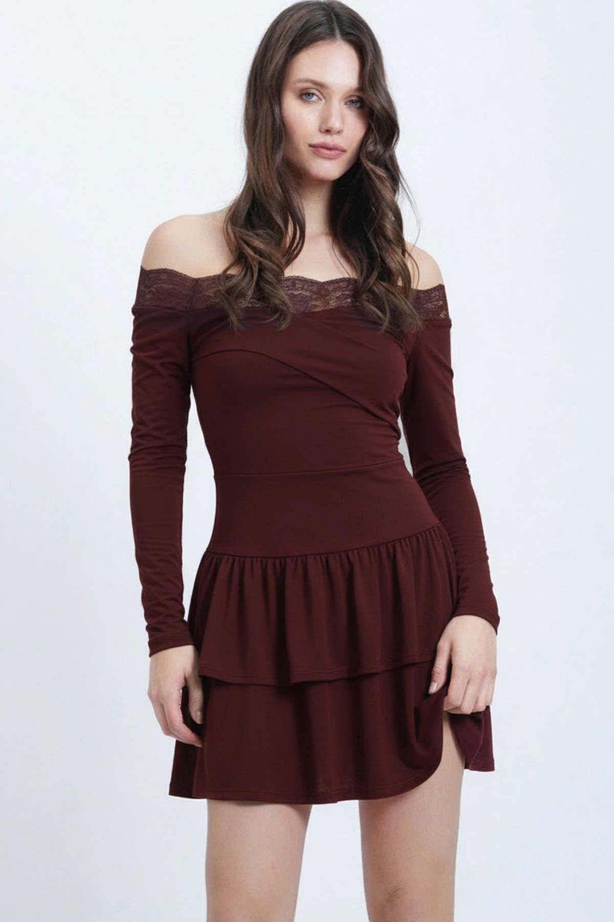 Kadın Kahverengi Madonna Yaka Dantel Detaylı Eteği Volanlı Sandy Elbise Alc-X15194