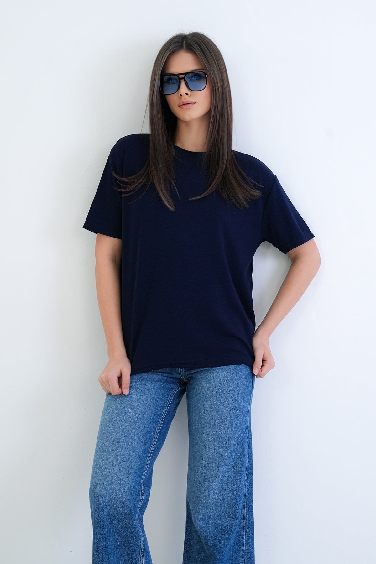 Kadın Lacivert Bisiklet Yaka Oversize T-Shirt Alc-X15262