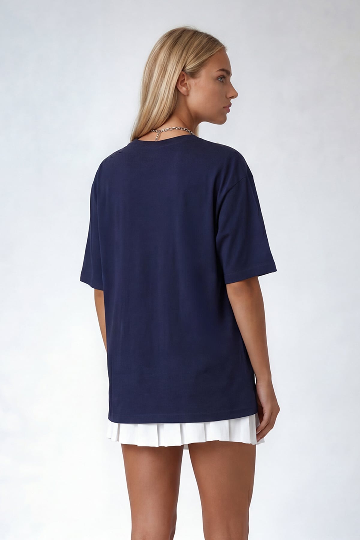 Kadın Lacivert Bisiklet Yaka Oversize İnci Ve Taş İşlemeli T-Shirt ALC-X11964