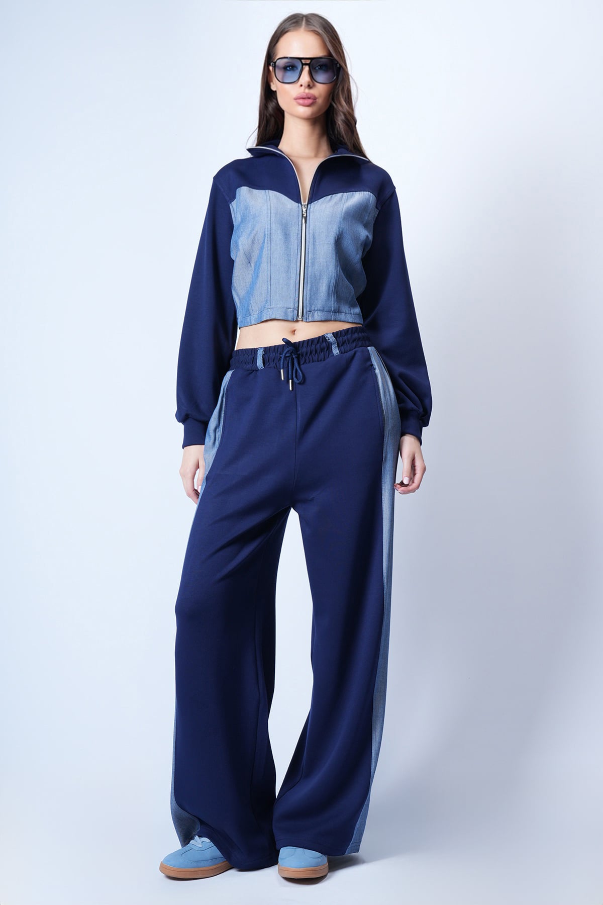 Kadın Lacivert Dik Yaka Dokuma Garnili Örme Crop Sweat Ve Çift Cepli Pantolon Takım Alc-X15087