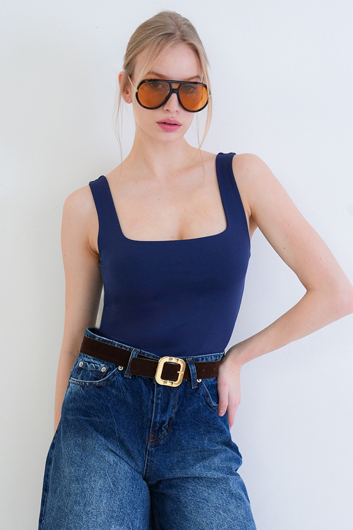 Kadın Lacivert Kare Yaka İnce Askılı Sandy Kumaş Bluz Alc-X13453