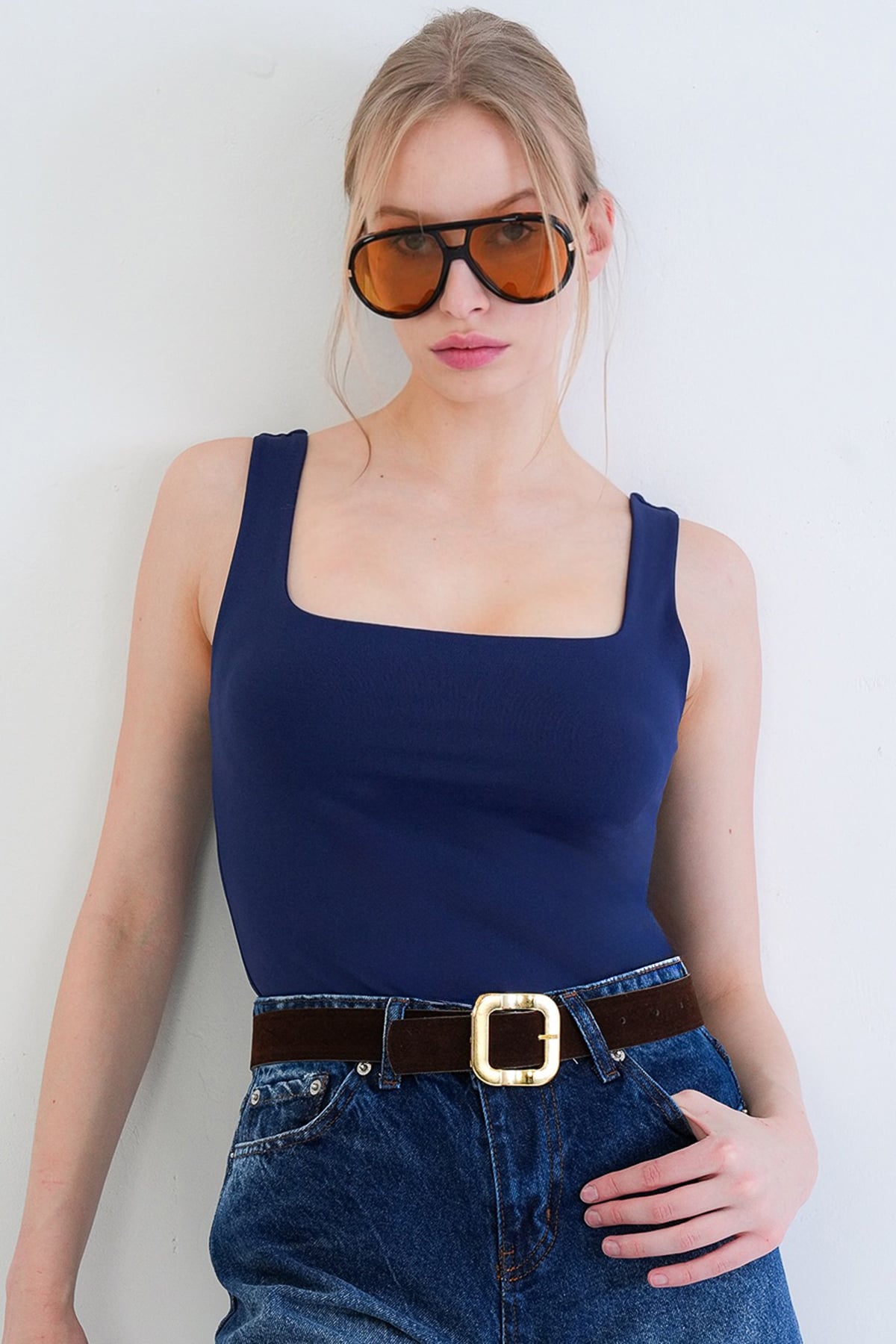 Kadın Lacivert Kare Yaka İnce Askılı Sandy Kumaş Bluz Alc-X13453