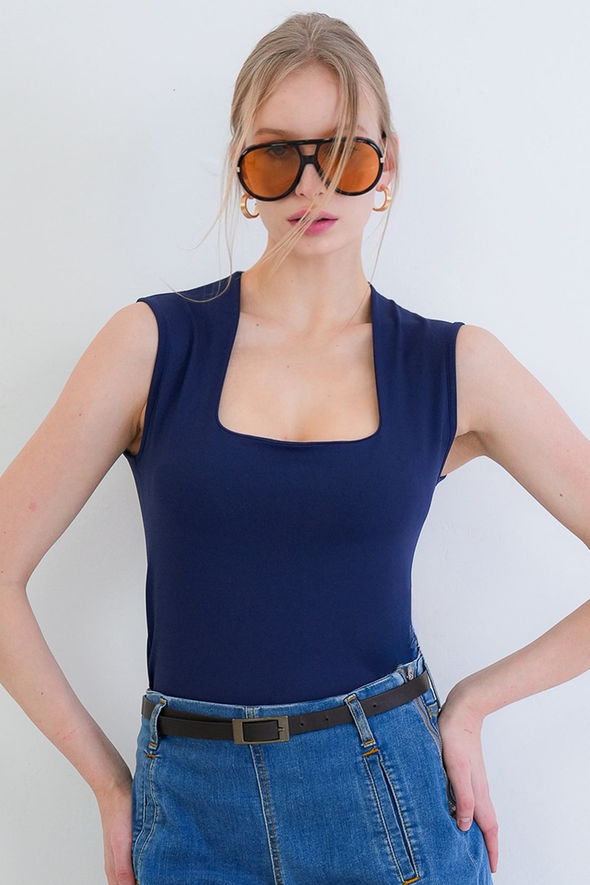 Kadın Lacivert Kare Yaka Kalın Askılı Sandy Bluz Alc-X13449