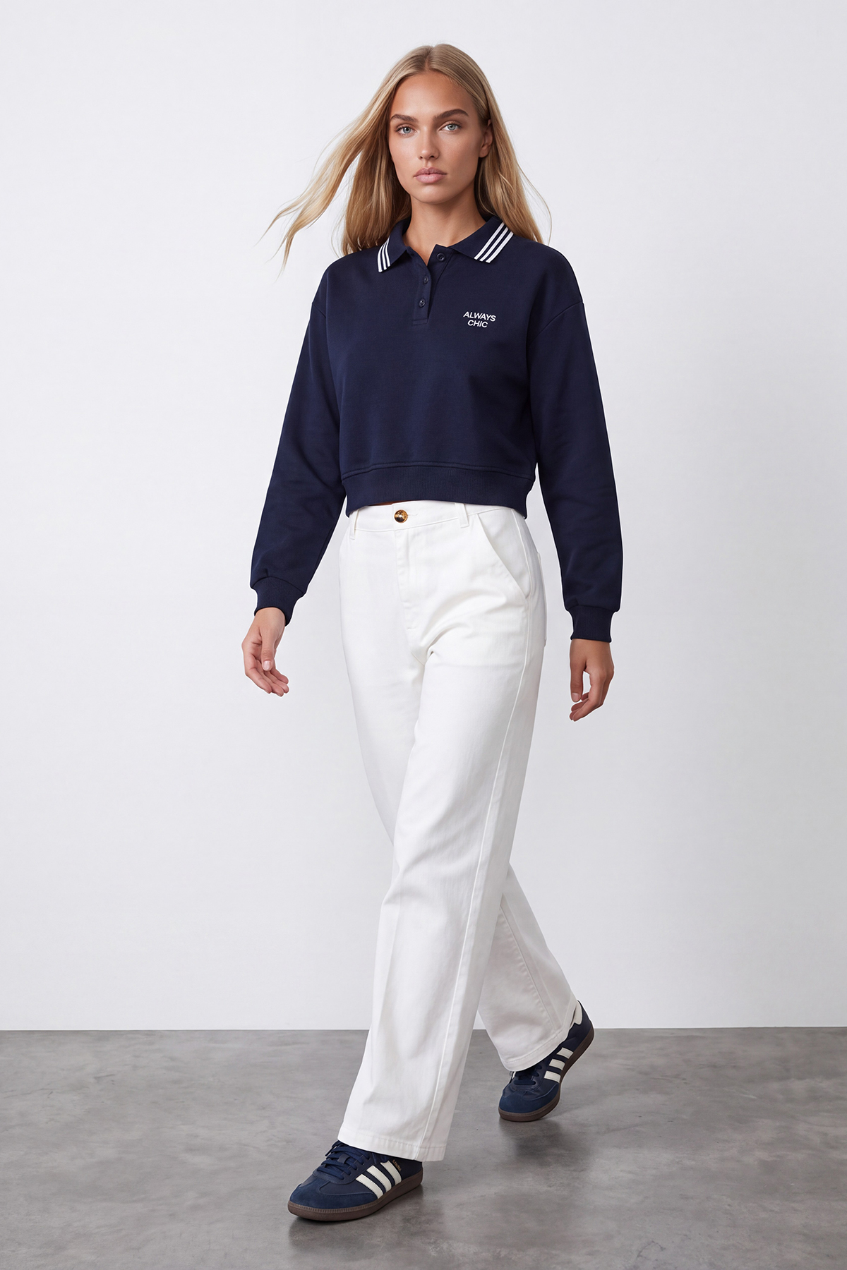 Kadın Lacivert Ribana Polo Yakalı Nakış Detaylı Şardonlu Üç İplik Sweatshirt Alc-X15960