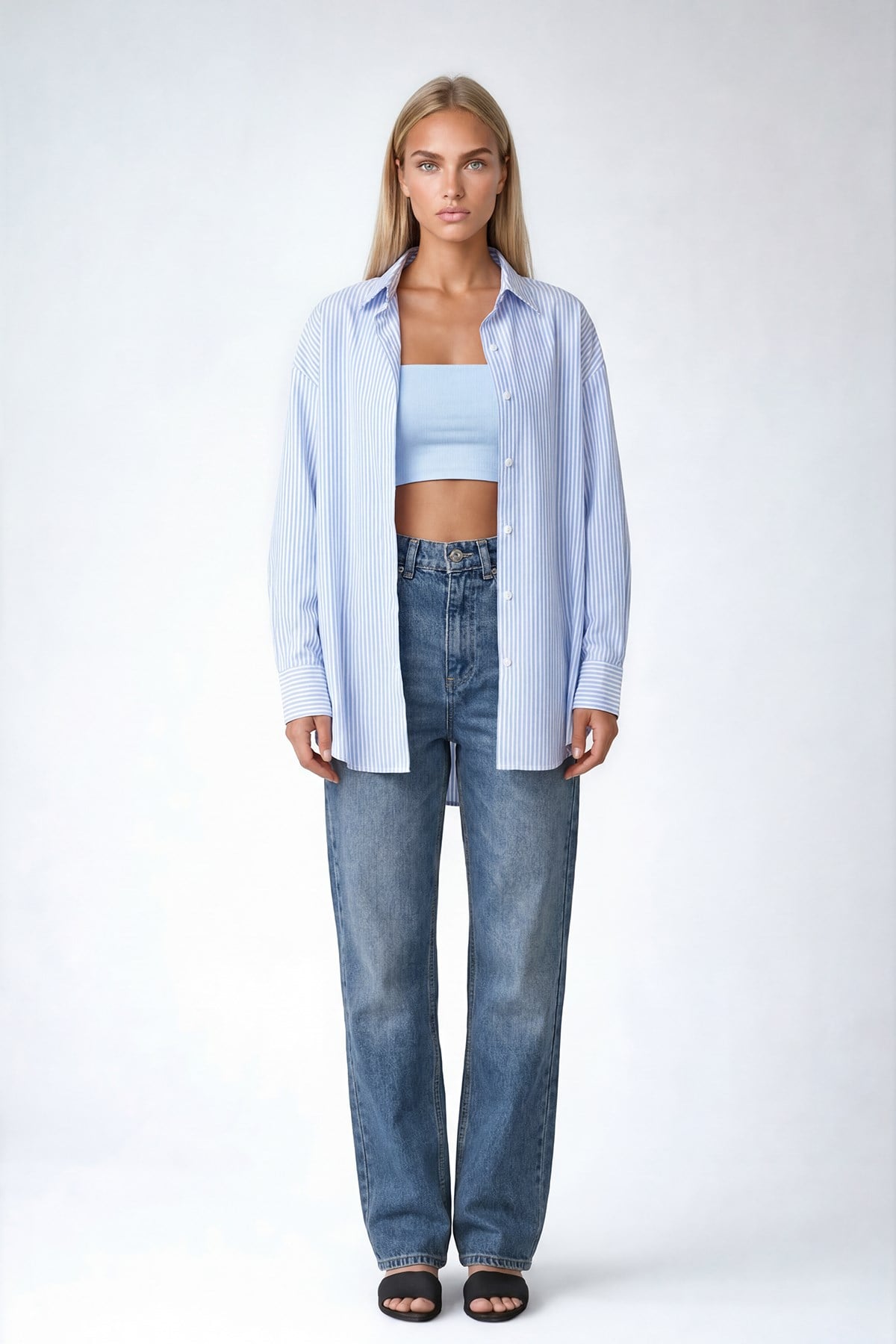 Kadın Mavi Oval Kesim Çizgili Oversize Gömlek VS00729