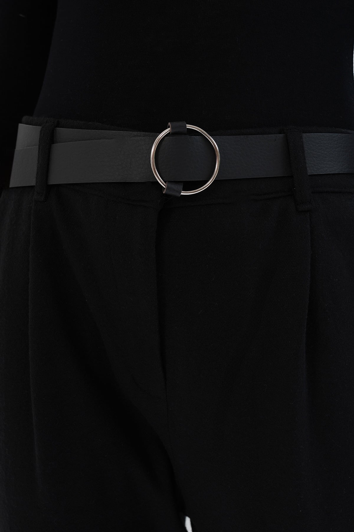 Kadın Siyah Balıksırtı Desen Kemerli Kaşe Havuç Pantolon Alc-X14852