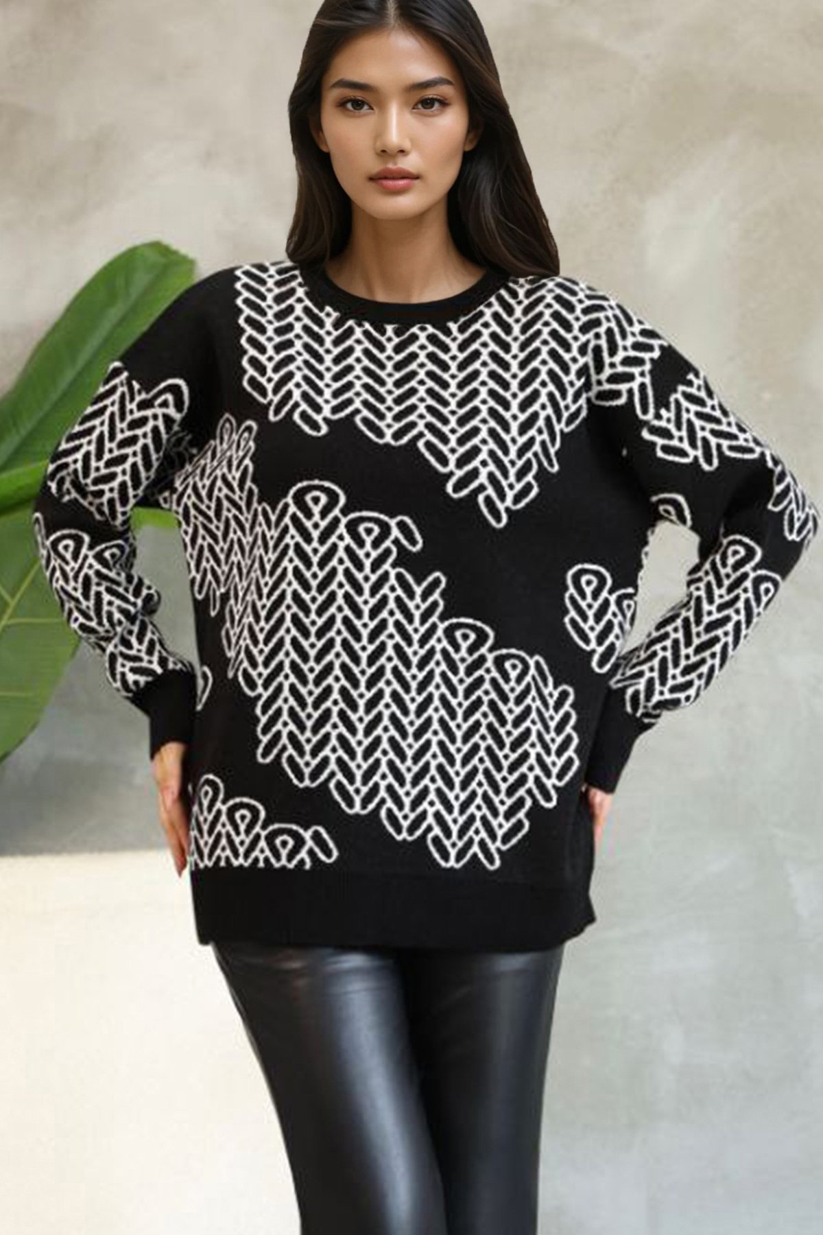 Kadın Siyah Bisiklet Yaka Desenli Triko Kazak Alc-X14741