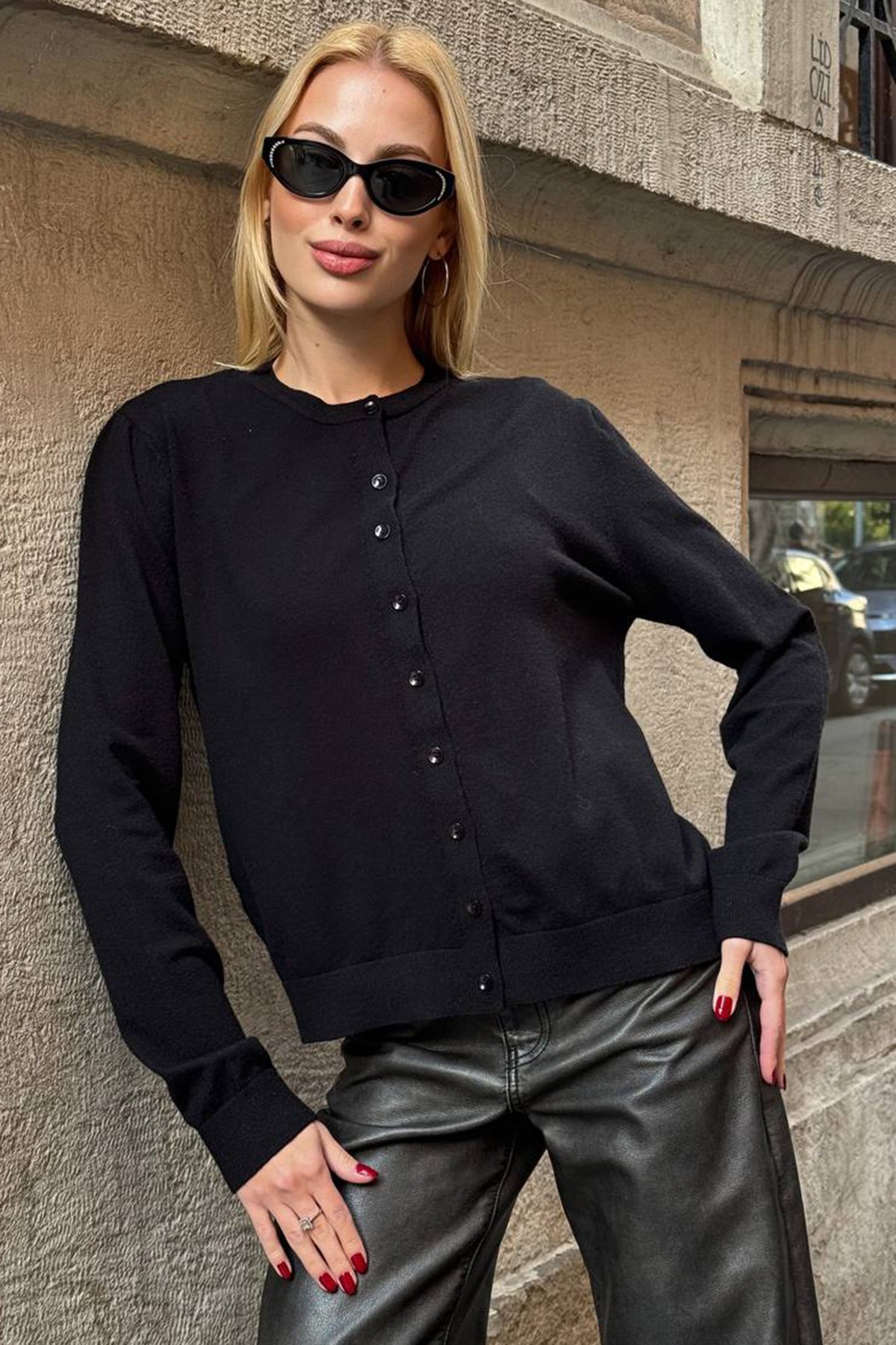 Kadın SİYAH Bisiklet Yaka Düğmeli Triko Hırka VS01640