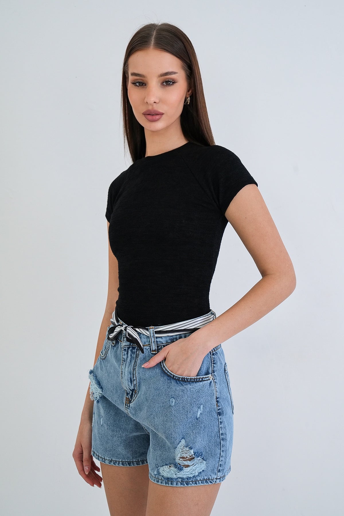 Kadın Siyah Bisiklet Yaka Reglan Kol Likralı Örme Bluz Alc-X15388