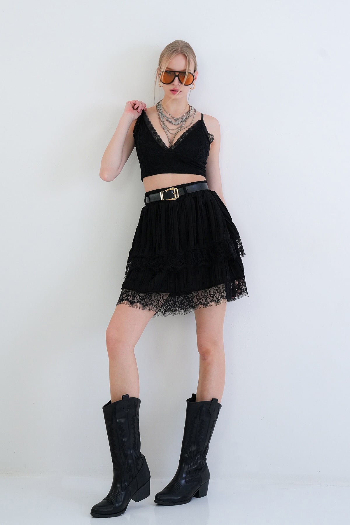 Kadın Siyah Deri Kemerli Dantelli Kat Kat Volanlı Mini Etek Alc-X15428
