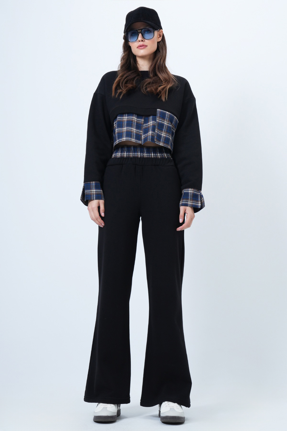 Kadın SİYAH-LACİVERT Ekose Detaylı Sweatshirt Ve Geniş Paça Pantolon Takım VS01524