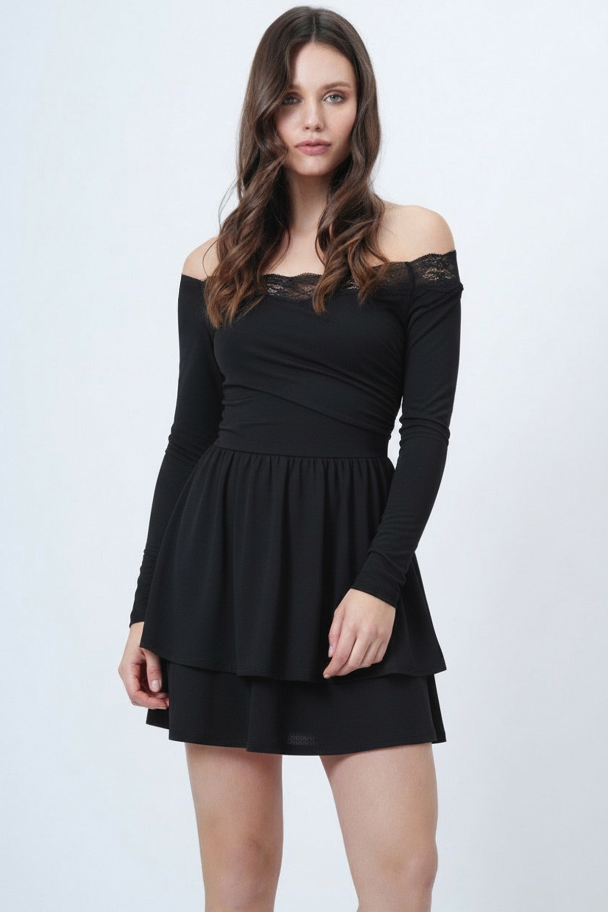 Kadın Siyah Madonna Yaka Dantel Detaylı Eteği Volanlı Sandy Elbise Alc-X15194