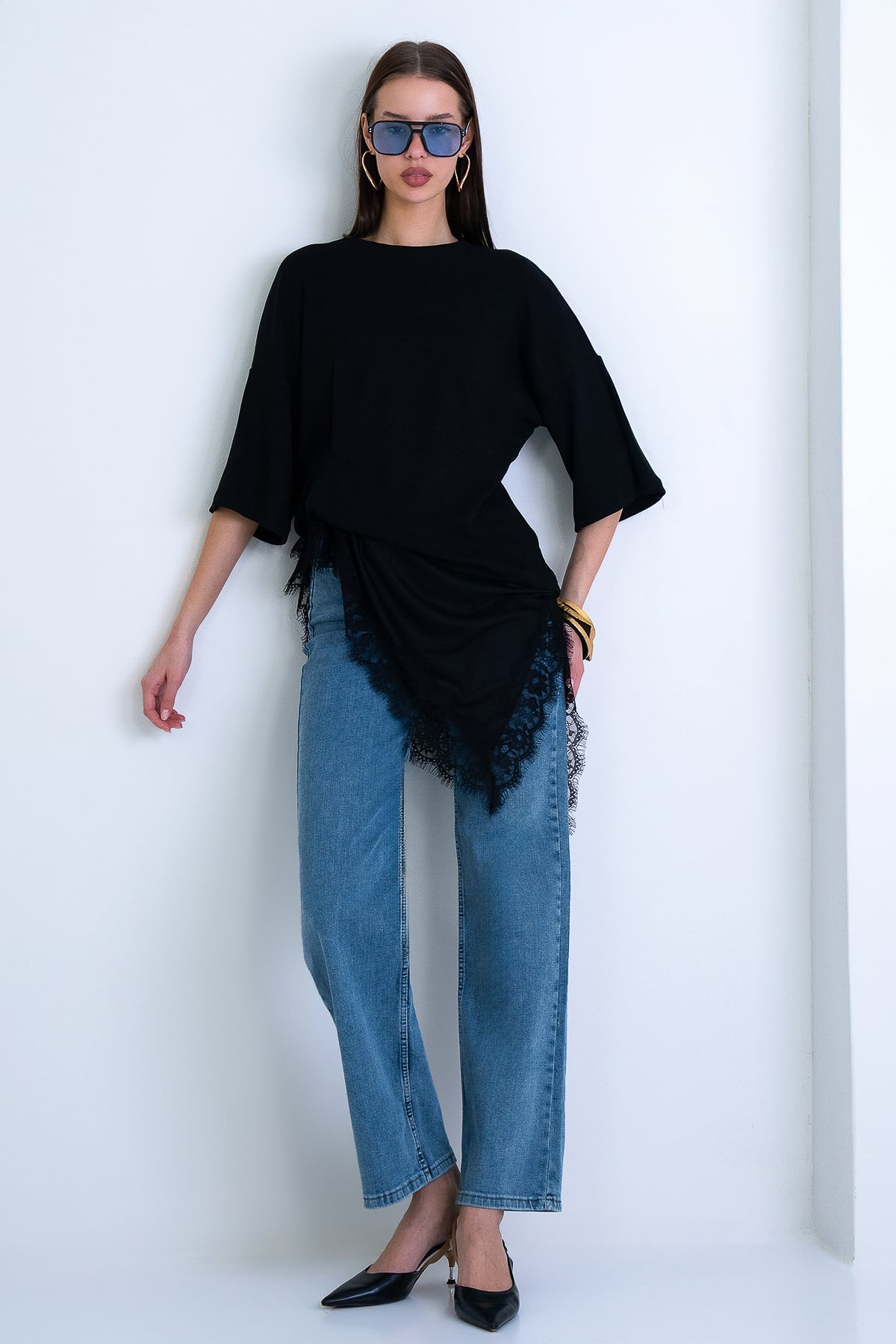 Kadın Siyah Oversize Dantelli Kombine T-Shırt Alc-X15239