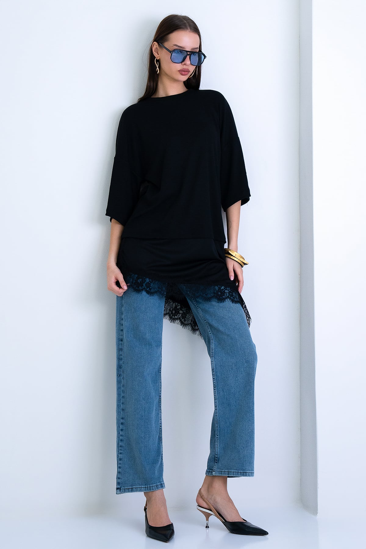 Kadın Siyah Oversize Dantelli Kombine T-Shırt Alc-X15239