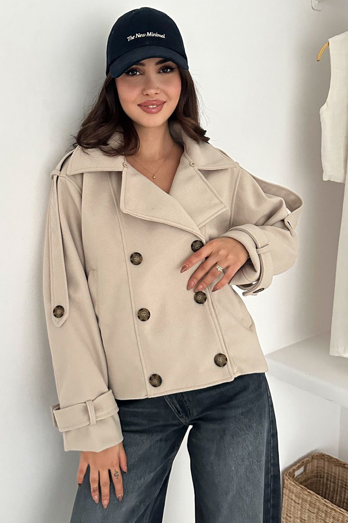 Kadın Taş Düğmeli Kol Detaylı Kürk Yaka Kaşe Astarlı Kaban VS01573