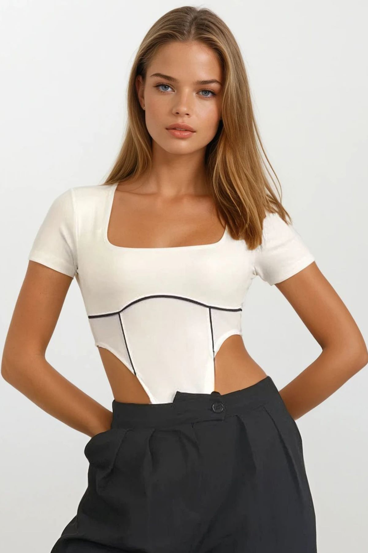 Kadın Beyaz Kare Yaka Kısa Kollu Body Suit VS00691