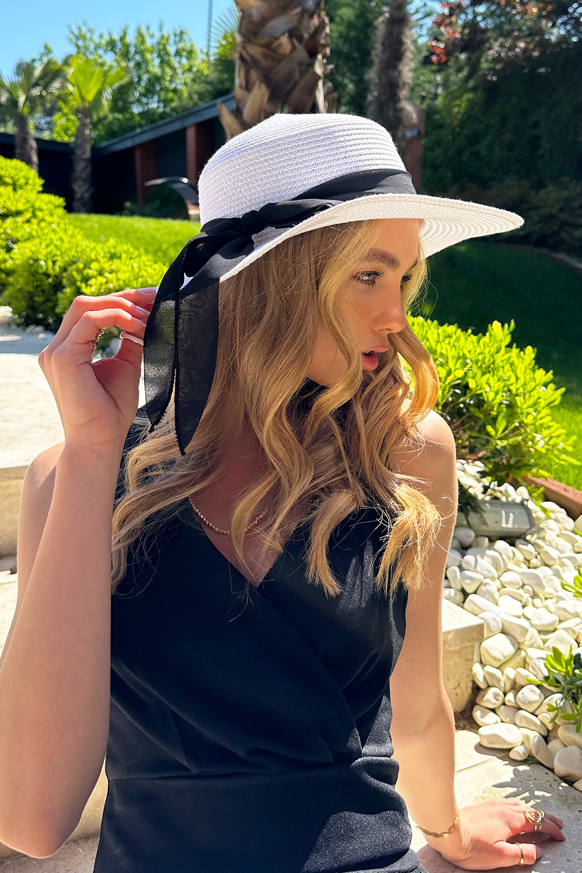 Kadın Beyaz Midi Boy Kurdelalı Şapka ALC-X12346