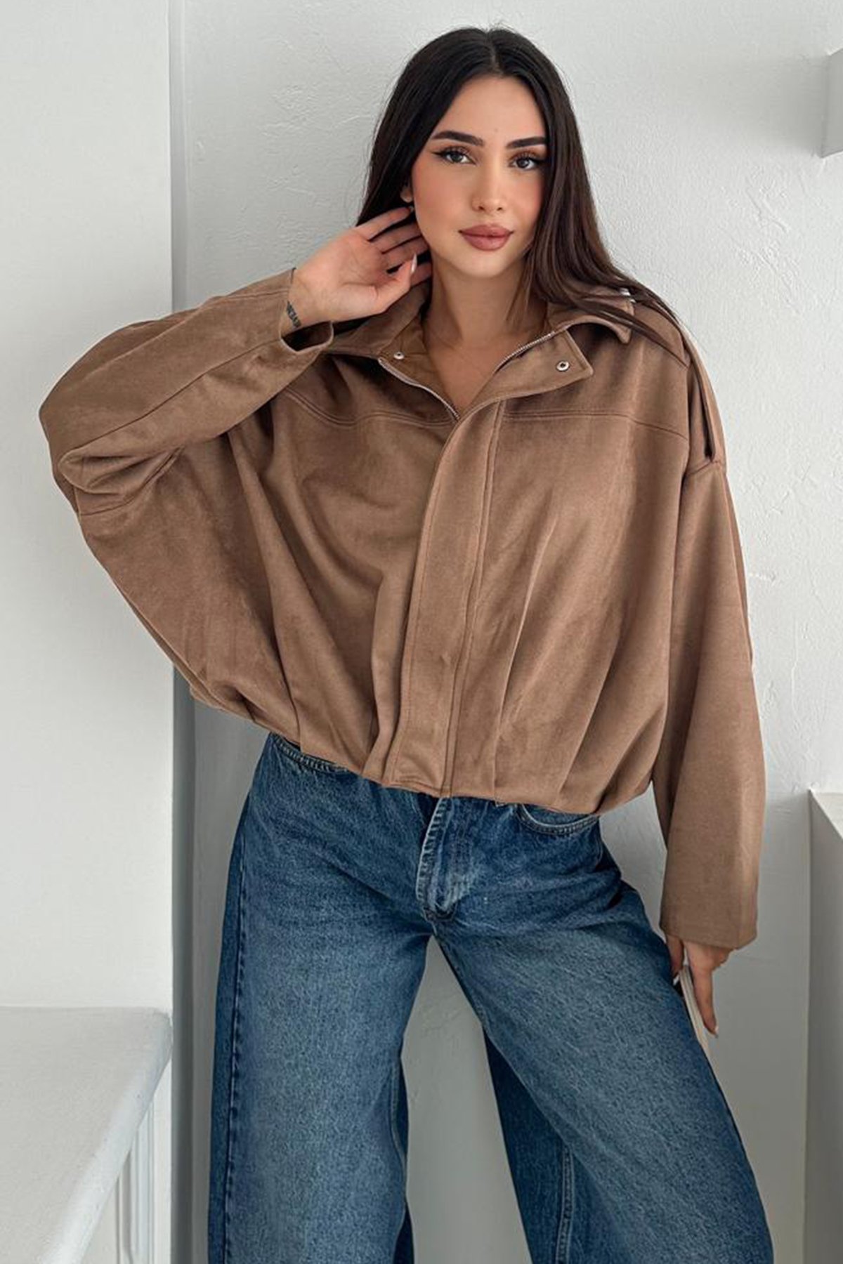 Kadın Bej Oversize Süet Fermuarlı Ceket VS01267