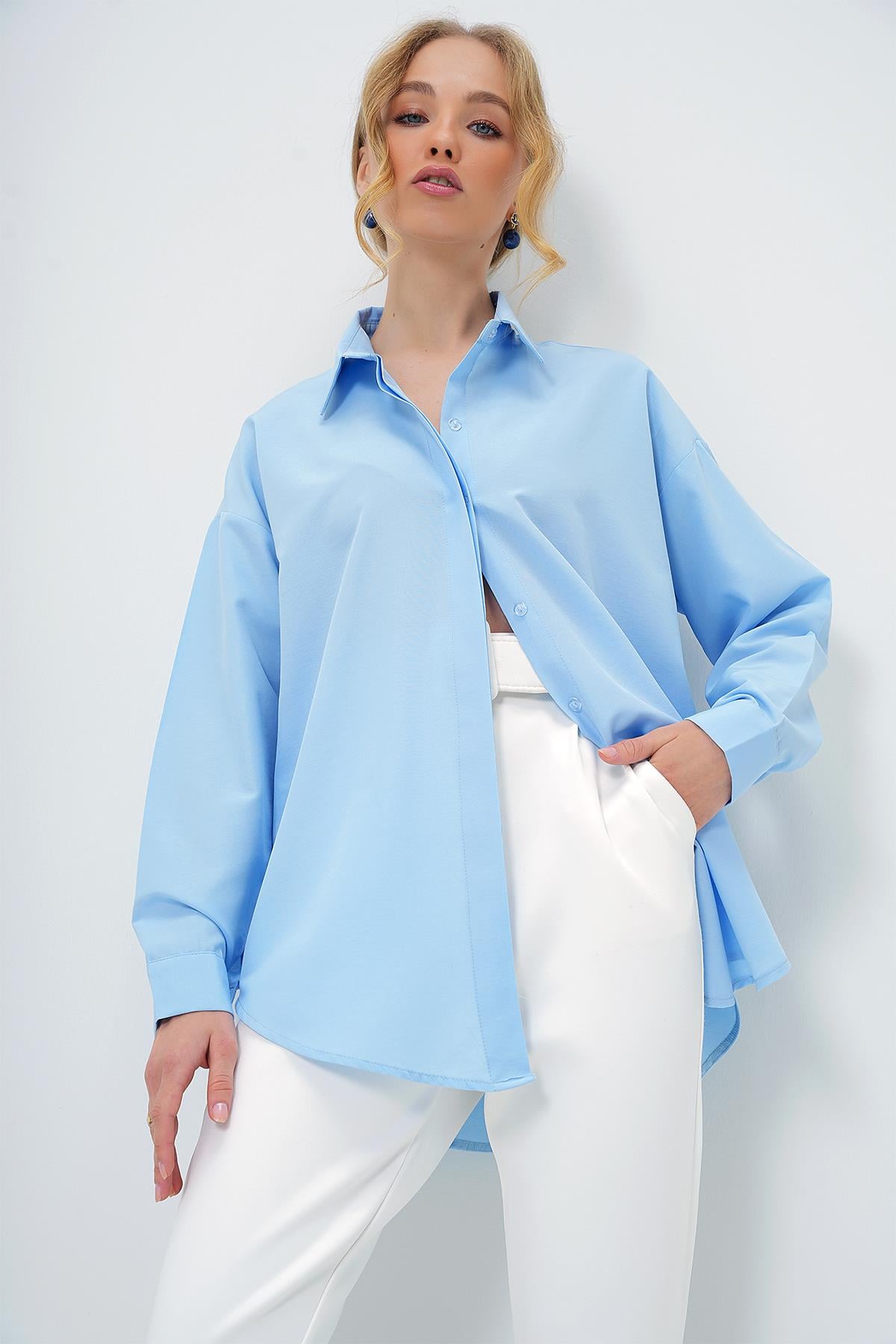 Kadın Bebe Mavi Oversize Uzun Dokuma Gömlek ALC-X6828