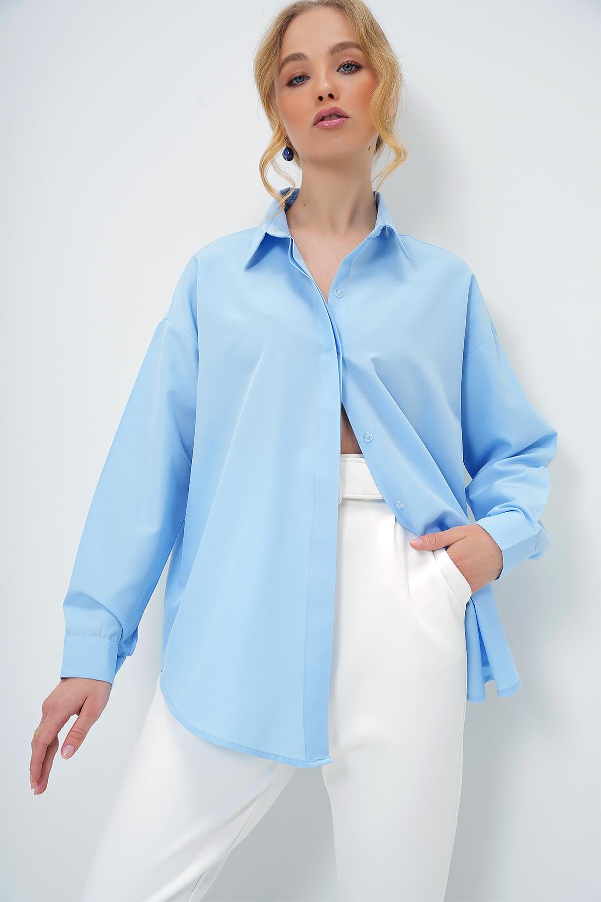 Kadın Bebe Mavi Oversize Uzun Dokuma Gömlek ALC-X6828