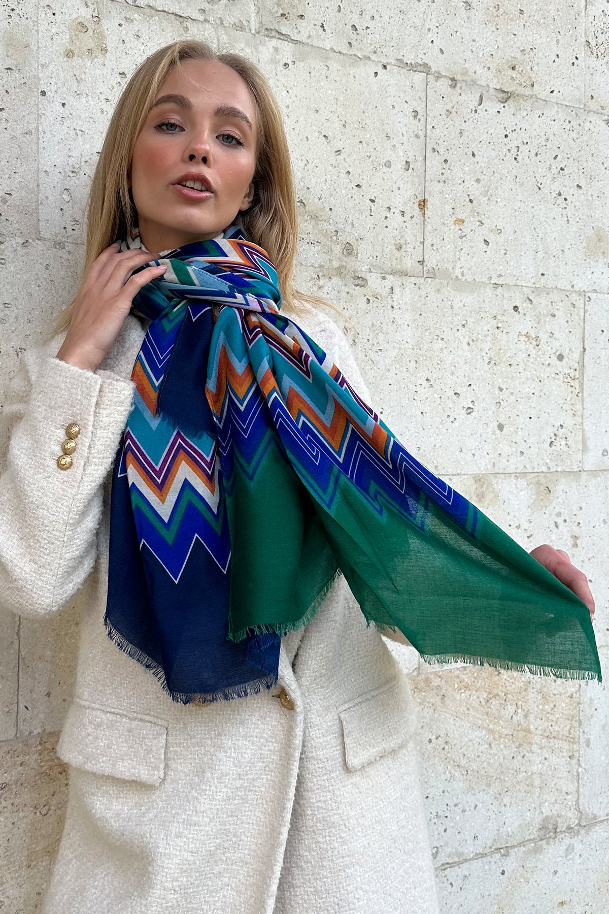 Kadın Yeşil Püskül Detaylı Desenli Şal ALC-X11281