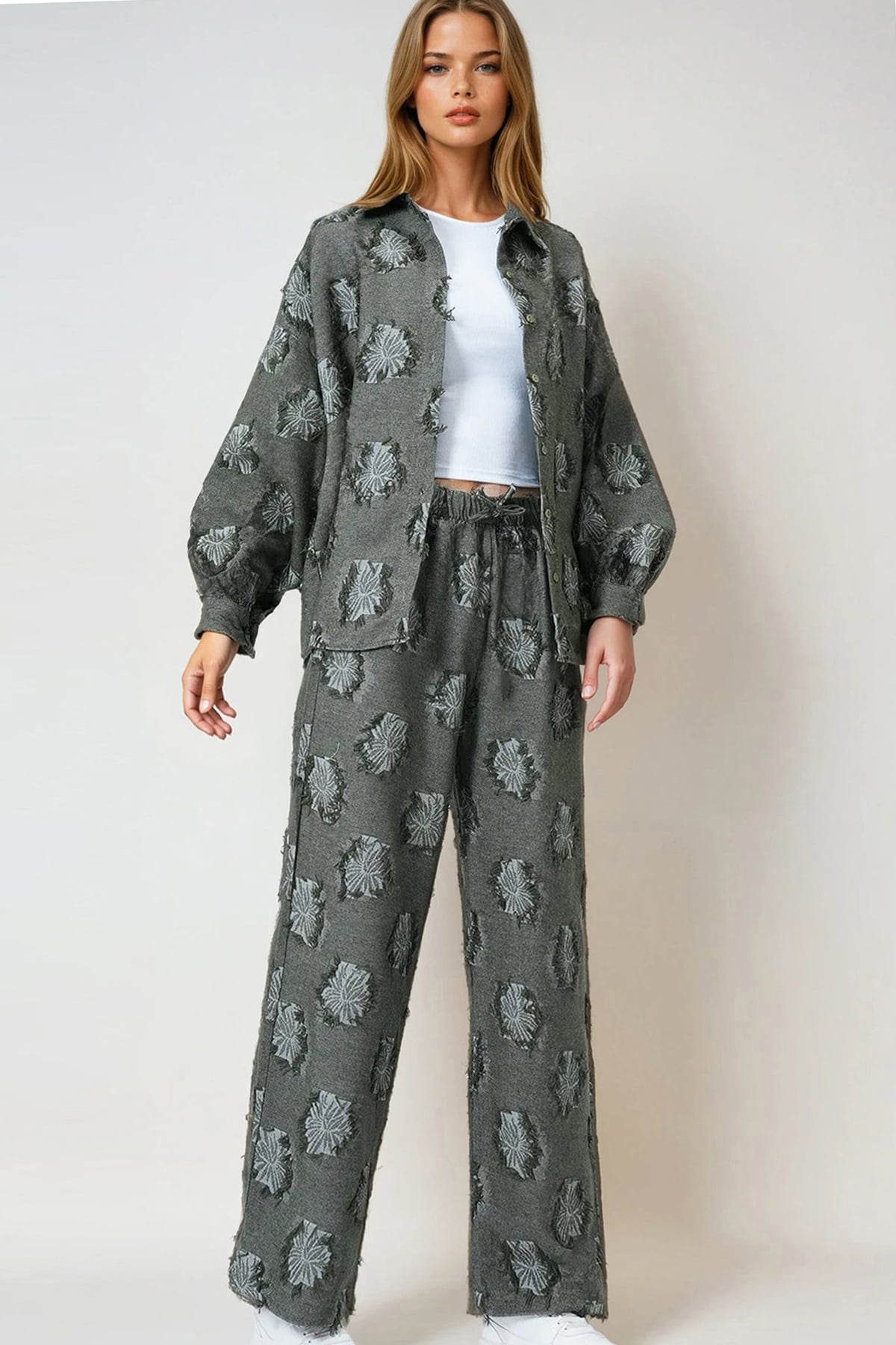 Kadın Haki Püsküllü Oversize Gömlek Ve Beli Lastikli Pantolon Dokuma İkili Takım VS01007