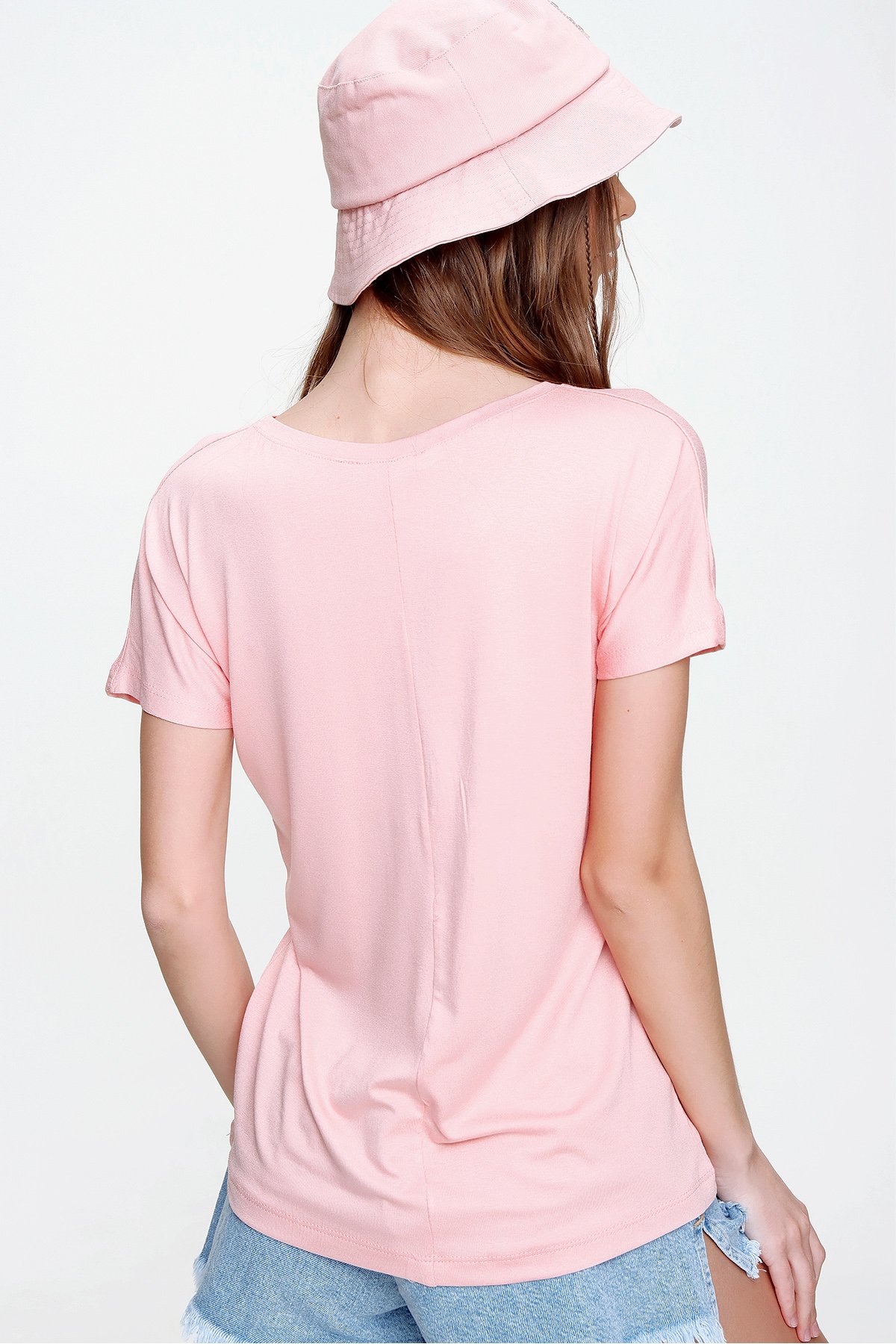 Kadın Pudra V Yaka Basic T-Shirt ALC-1045-A