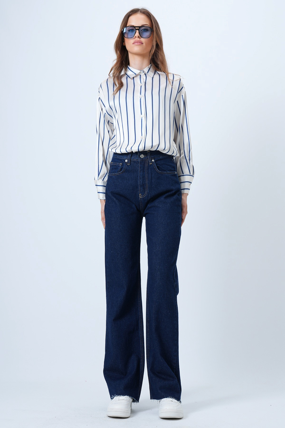Kadın Koyu Lacivert Yüksek Bel Geniş Püskül Paça 5 Cepli Denim Pantolon VS01358