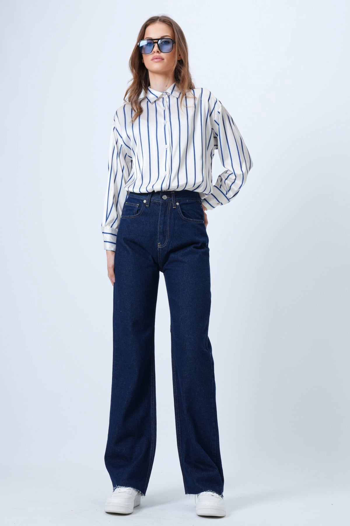 Kadın Koyu Lacivert Yüksek Bel Geniş Püskül Paça 5 Cepli Denim Pantolon VS01358