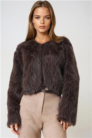 Kadın Kahverengi Agraflı Astarlı Püsküllü Crop Kürk Ceket VS01012