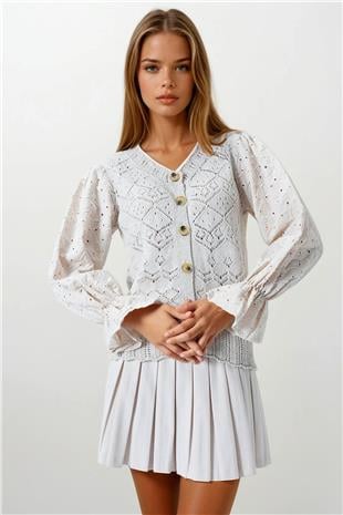 Kadın Bej Ajurlu Triko Brode Kol Düğmeli Hırka VS00859