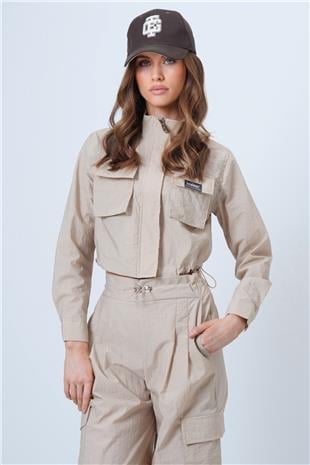 Kadın Bej Akim Yaka Çift Kapak Cepli Ceket Ve Bol Paça Pantolon Takım VS01342