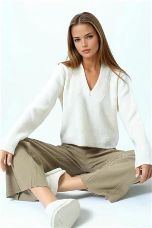Kadın Taş Aksesuar Detaylı V Yaka Uzun Kollu Triko Bluz VS01059