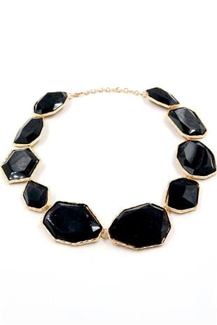 Kadın Siyah Altın Çerçeveli Asimetrik Taşlı Kolye ALC-X13817