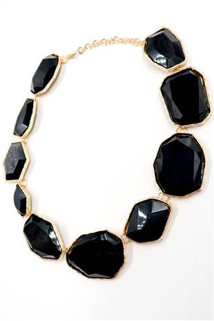 Kadın Siyah Altın Çerçeveli Asimetrik Taşlı Kolye ALC-X13817