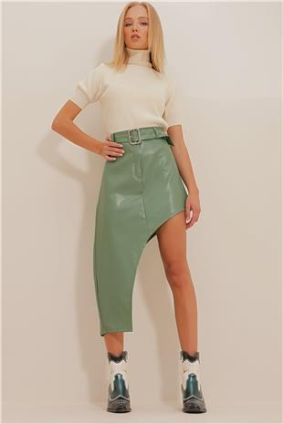 Kadın Yeşil Asimetrik Kesim Kemerli Suni Deri Etek  ALC-X10931