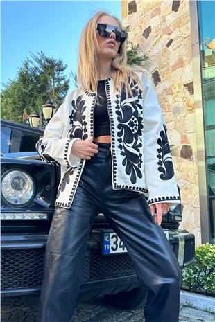 Kadın Ekru Astarlı Nakışlı Ceket ALC-X11226