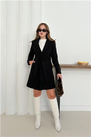 Kadın Siyah Bağlamalı Çift Cepli Kruvaze Yaka Kaşe Kaban VS00884