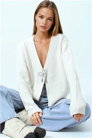 Kadın Ekru Bağlamalı Uzun Kollu Triko Bluz VS01057