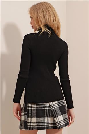 Kadın Siyah Balıkçı Yaka Fitilli Triko Kazak ALC-X9381
