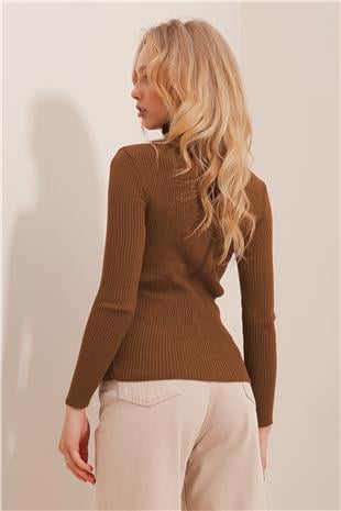 Kadın Sütlü Kahve Balıkçı Yaka Fitilli Triko Kazak ALC-X9381