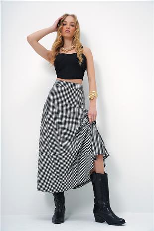 Kadın Siyah Beyaz Beli Lastikli Süet Dokulu Desenli Uzun Etek ALC-X13182
