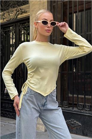 Kadın Tereyağı Sarısı Bisikklet Yaka Yanları Büzgülü Basic Bluz VS00731