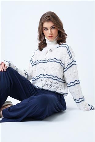 Kadın Ekru Bisiklet Yaka Ajurlu Triko Hırka VS01191